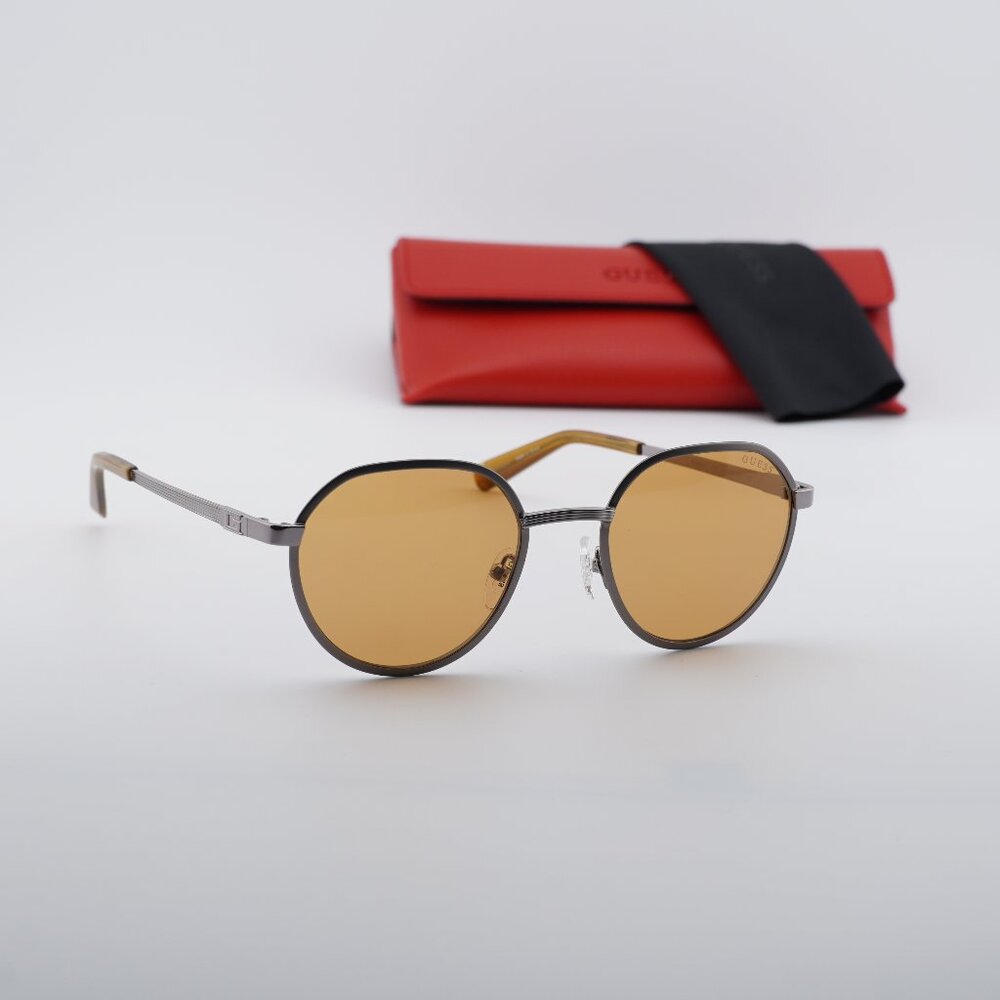 Guess GU00207 09E Round Sunglasses 51mm - Gunmetal/Brown